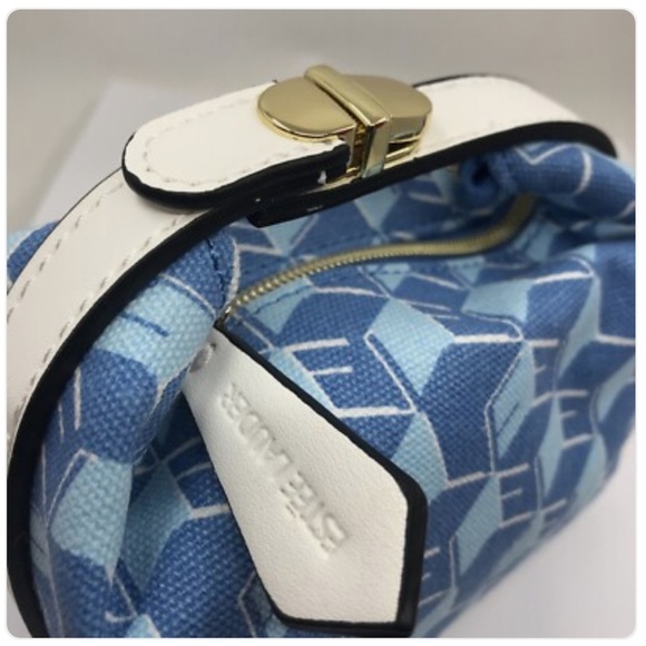 Estée Lauder Patterned cosmetic Bag - Picture 3 of 10